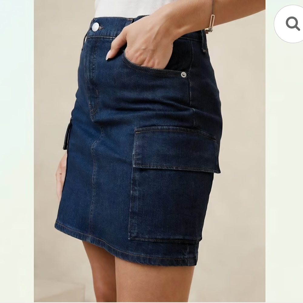 Banana Republic Denim Cargo Mini Skirt Size 10